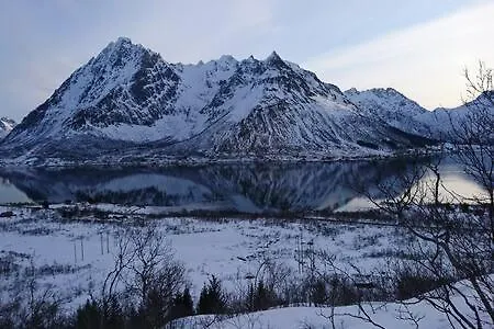 Charming Lofoten House With A View *