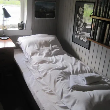 Semesterbostad Charming Lofoten House With A View Laupstad