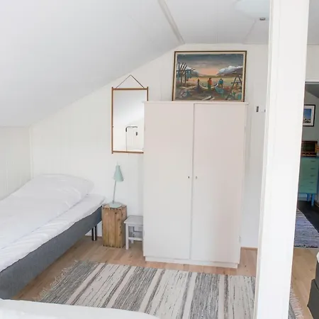 Charming Lofoten House With A View